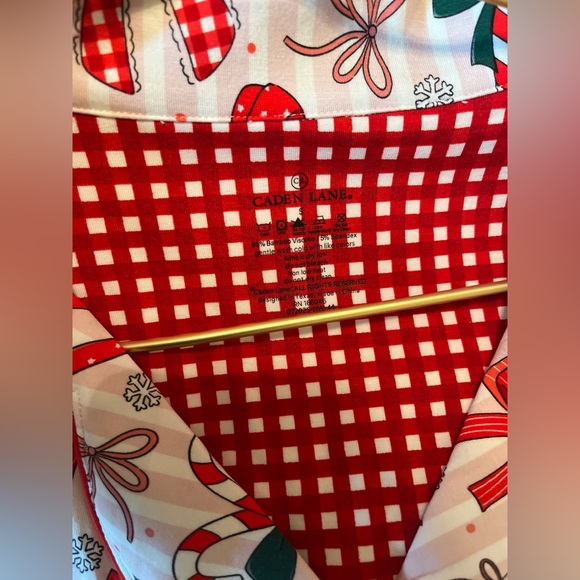 Caden Lane Red and White Bow Pajama Set NWT - Picture 3 of 12